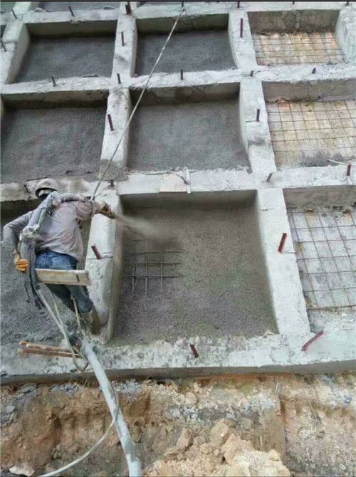 spb8型濕式混凝土噴射機（金屬礦專(zhuān)用）