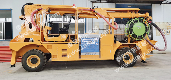 濕噴臺車(chē)機械手