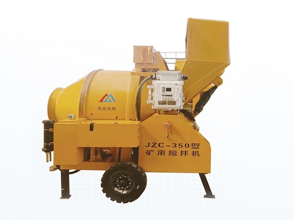 礦用濕噴臺(tái)車(chē)，礦用混凝土泵，礦用攪拌機(jī)發(fā)貨